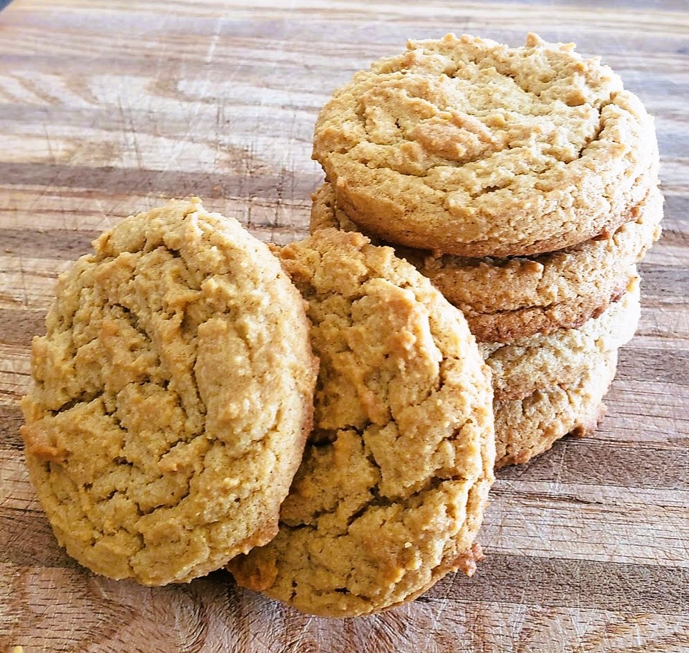 Bakery Style Peanut Butter Cookies - Cooking Up Tradition